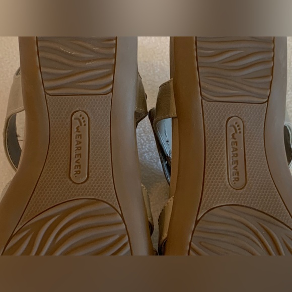 WEAR EVER AMOR SLIP ON SHOES - SZ 7M - Picture 5 of 5